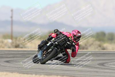 media/Jan-15-2026-Racers Edge (Thu) [[dfebeb70ab]]/2-A Group/Session 3 (Turn 16)/